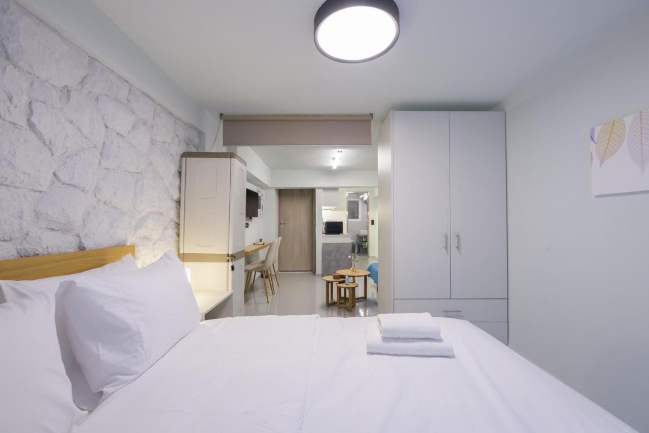 Fully Renovated Underground Flat In Pagrati Apartment Athens Exterior photo